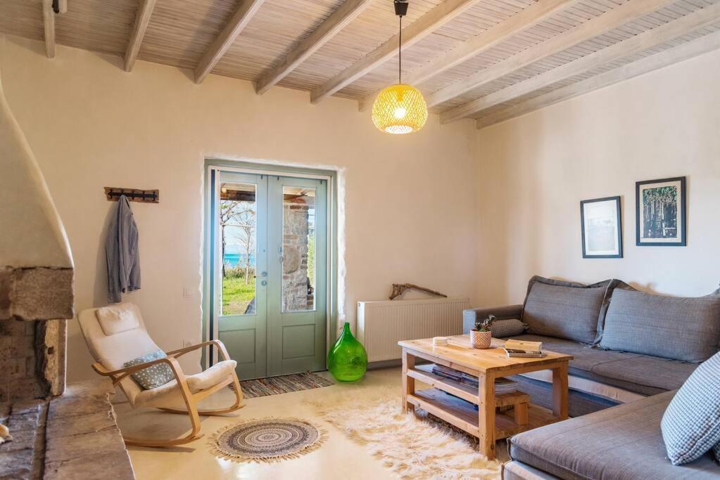 شقة House By The Sea ليفكيمي المظهر الخارجي الصورة